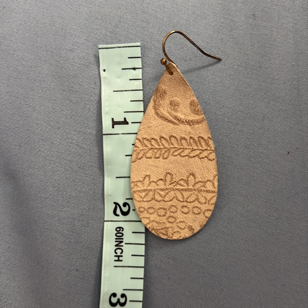 Leather Teardrop Earrings Bundle Christmas Holiday Winter Fall - Picture 9 of 9